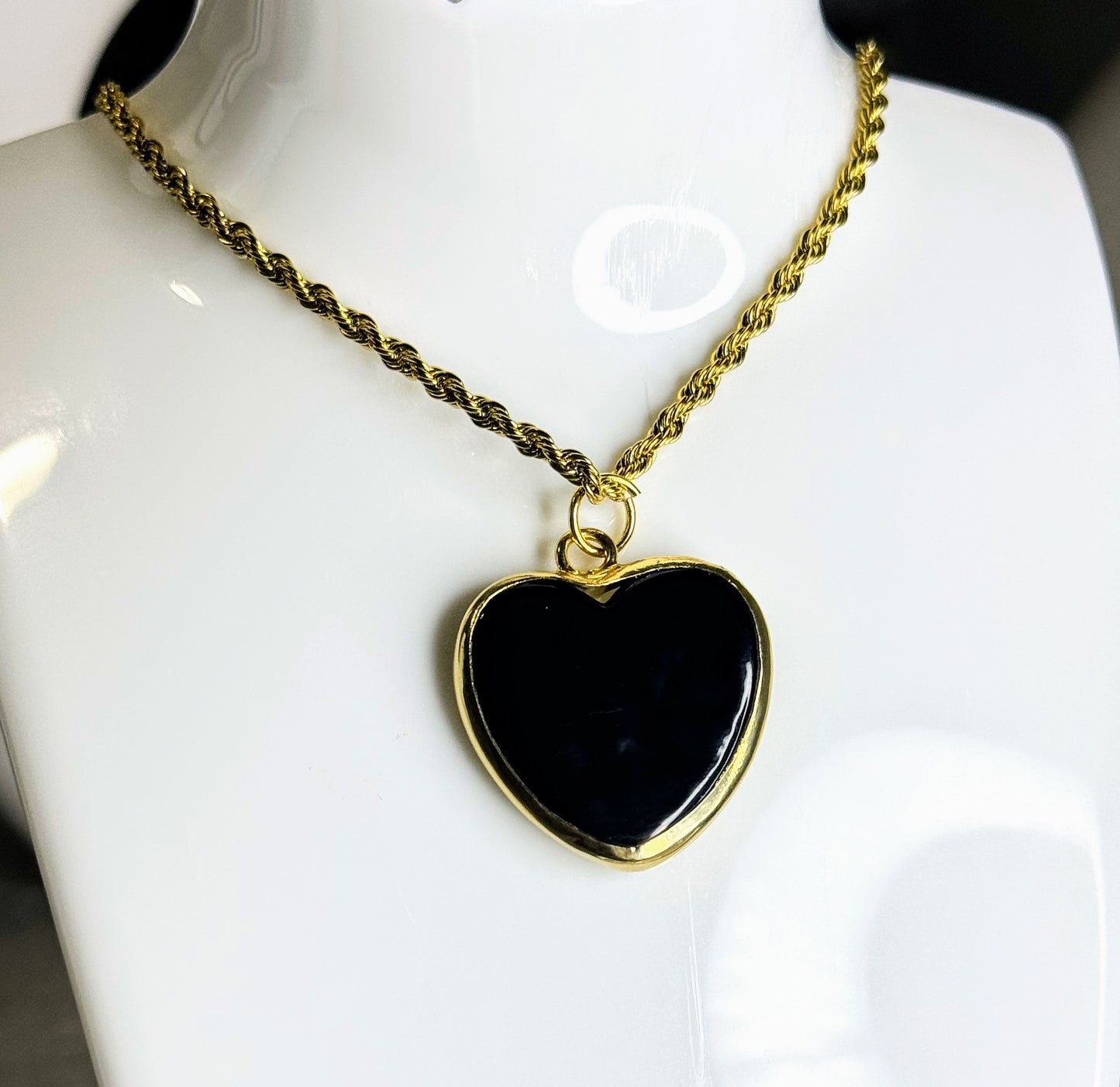 CORAZON NEGRO